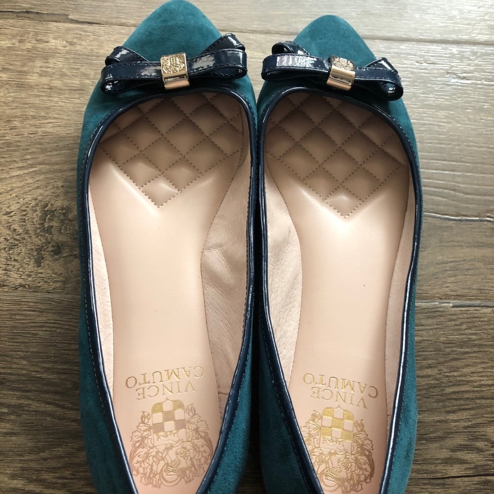 Women's Vince Camuto Suede Bow Flat Shoes Size 7.5 - Picture 2 of 8